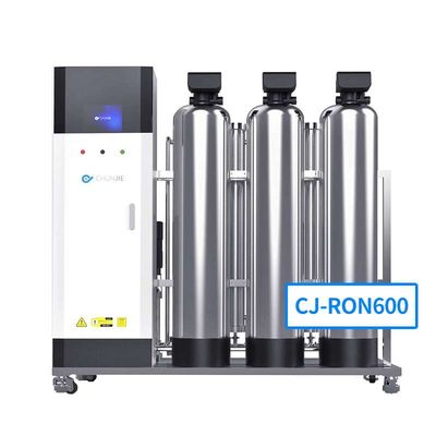 سعر جيد أنظمة المياه النقية فائقة التناضح 600L / H EDI DI آلة المياه المهينة UV الانترنت